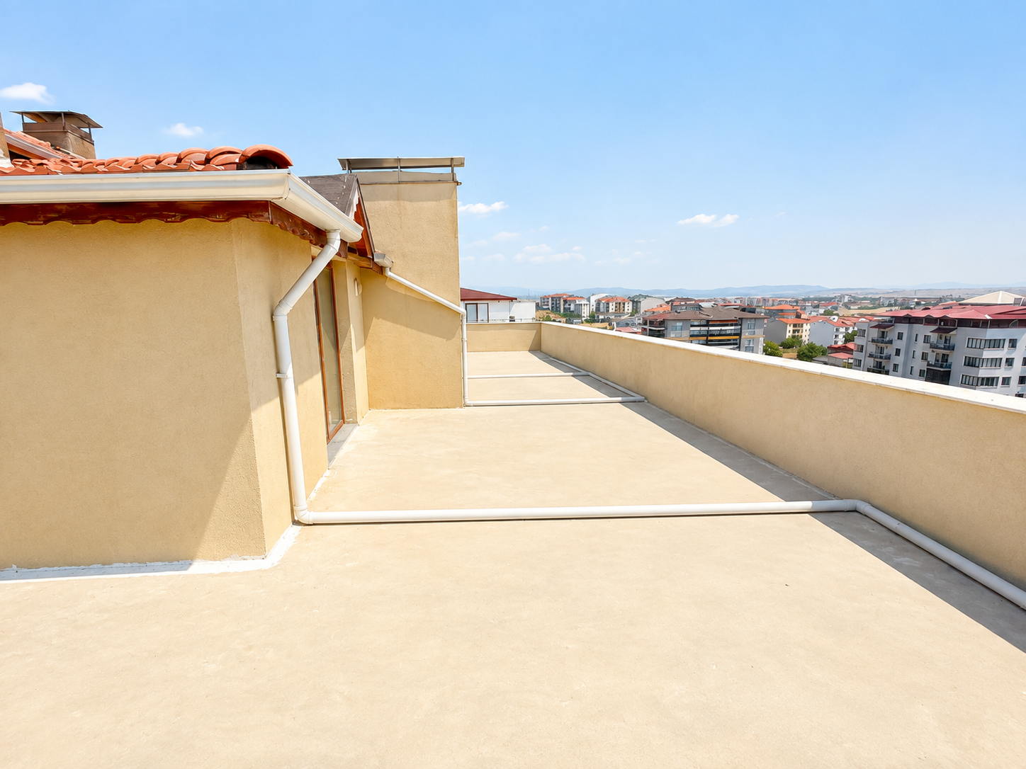 YSS DUBLEKS FERAH TERASLI 5+1 DAİRE